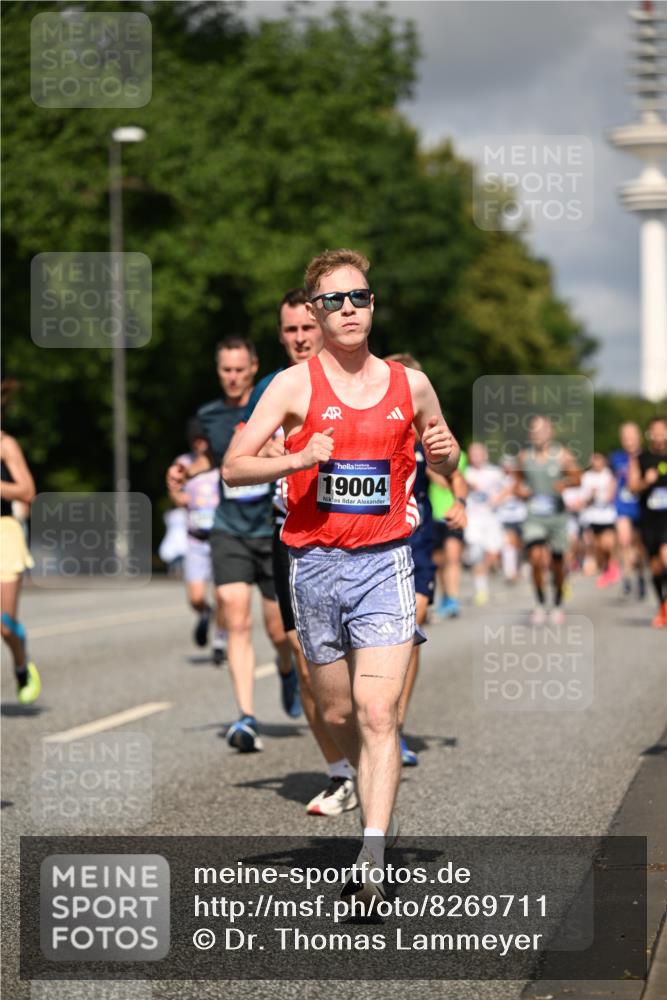 29.06.2025 - hella hamburg halbmarathon Dr. Thomas Lammeyer http://msf.ph/oto/8269711 29.06.2025 09:52:33 Kennedybrücke 1042, 1571, 1600, 2044, 2707, 2797, 2849, 3547, 4062, 5003, 5050, 5124, 6037, 6047, 7109, 7310, 7482, 7981, 8002, 9640, 9643, 10190, 10369, 10451, 10738, 10877, 11106, 11177, 11423 meine-sportfotos.de