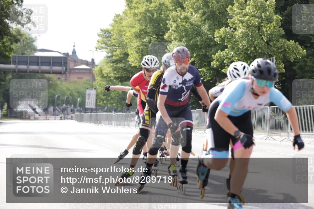 29.06.2025 - hella hamburg halbmarathon Jannik Wohlers http://msf.ph/oto/8269718 29.06.2025 08:51:24 Lombardsbrücke  meine-sportfotos.de
