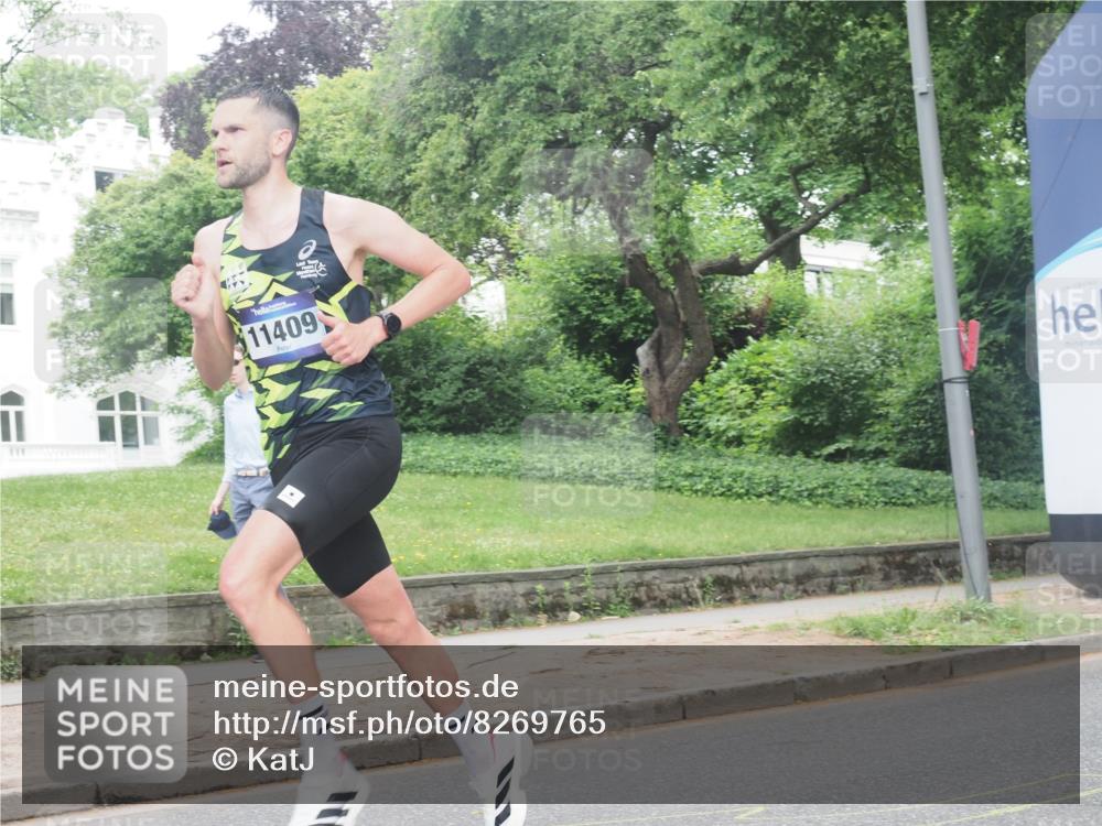 29.06.2025 - hella hamburg halbmarathon KatJ http://msf.ph/oto/8269765 29.06.2025 10:07:33 Zwischen KM18-KM19  meine-sportfotos.de