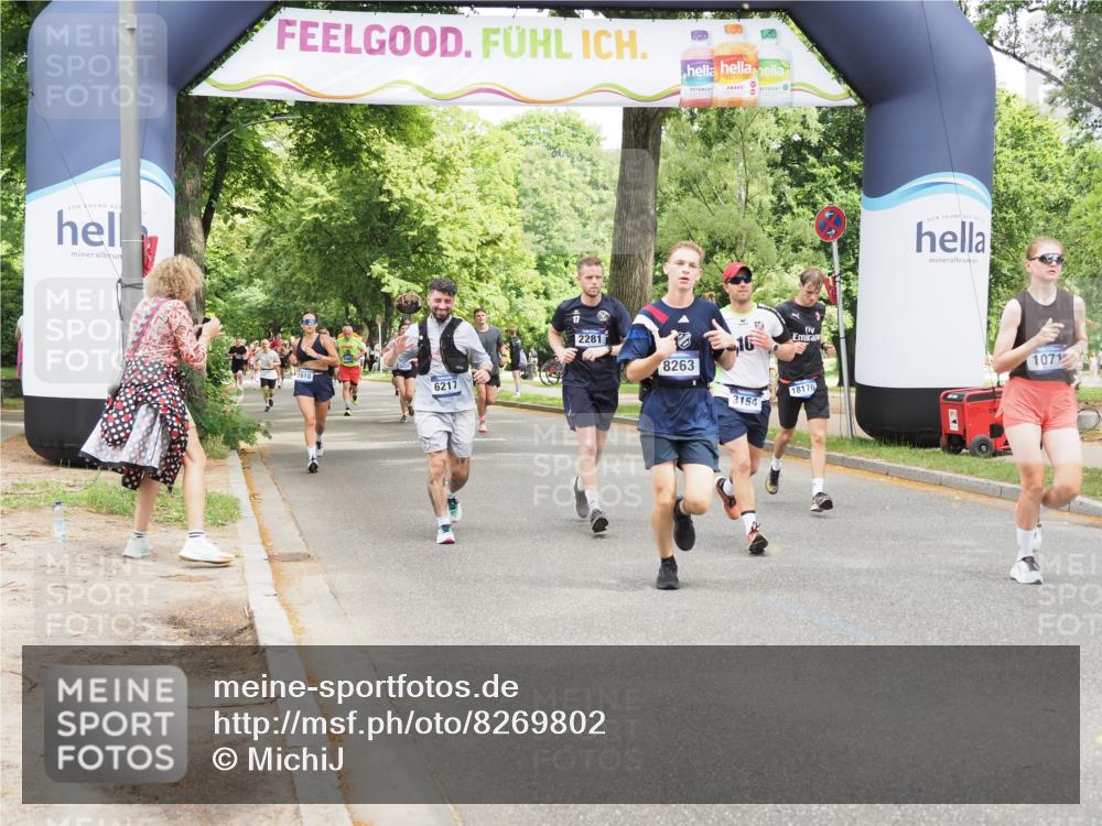 29.06.2025 - hella hamburg halbmarathon MichiJ http://msf.ph/oto/8269802 29.06.2025 10:55:38 Zwischen KM18-KM19 1071, 3154, 6217, 8263, 8632, 9075, 14868, 15697, 18176 meine-sportfotos.de