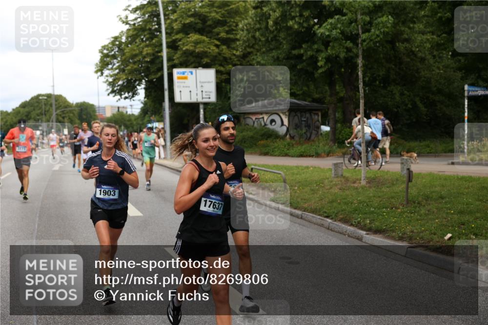 29.06.2025 - hella hamburg halbmarathon Yannick Fuchs http://msf.ph/oto/8269806 29.06.2025 10:36:54 20KM 1209, 1256, 1312, 1700, 1903, 2233, 3523, 4823, 5436, 5682, 6639, 6721, 6770, 7035, 7363, 7448, 7693, 7734, 7765, 7865, 9833, 10216, 10469, 12098, 13446, 13483, 13709, 13725, 14811, 15095, 15175, 15270, 16281, 16295, 16507, 16626, 16660, 17000, 17016, 17177, 17363, 17637, 17864, 17926, 18330, 18559, 18920 meine-sportfotos.de