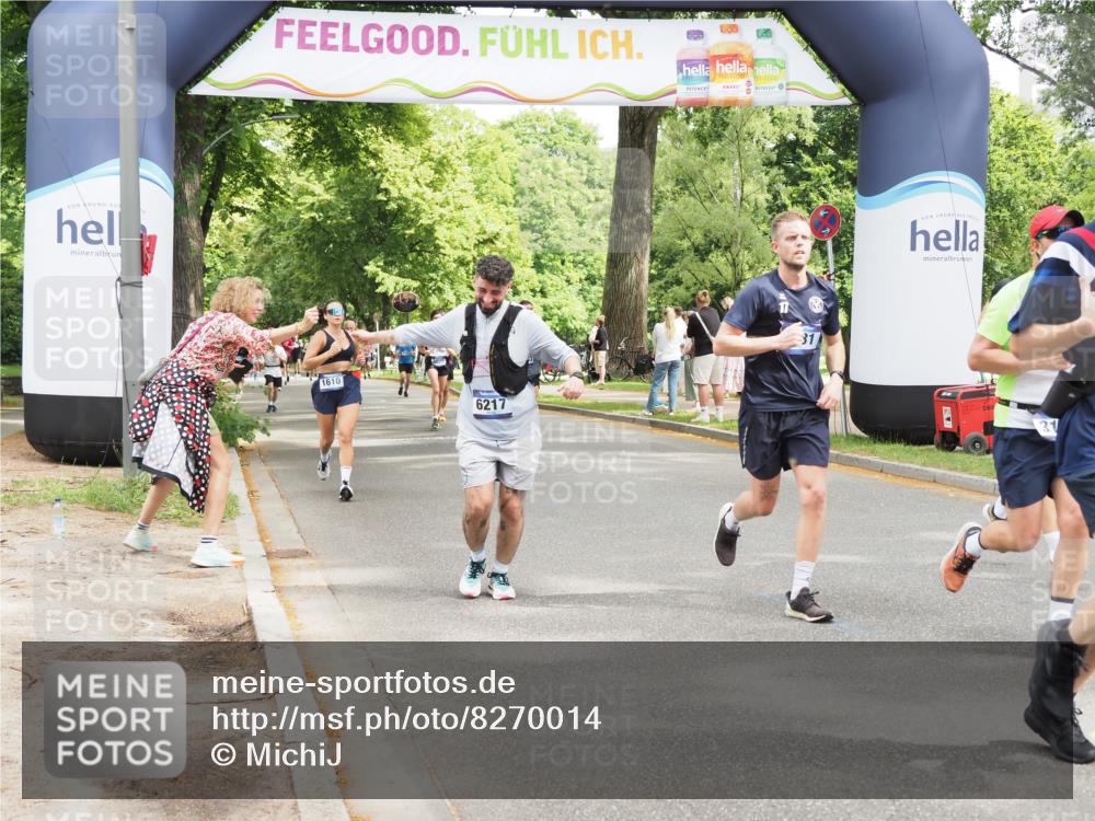 29.06.2025 - hella hamburg halbmarathon MichiJ http://msf.ph/oto/8270014 29.06.2025 10:55:39 Zwischen KM18-KM19 1071, 2281, 3154, 6217, 8263, 8632, 9075, 14868, 15697, 18176 meine-sportfotos.de
