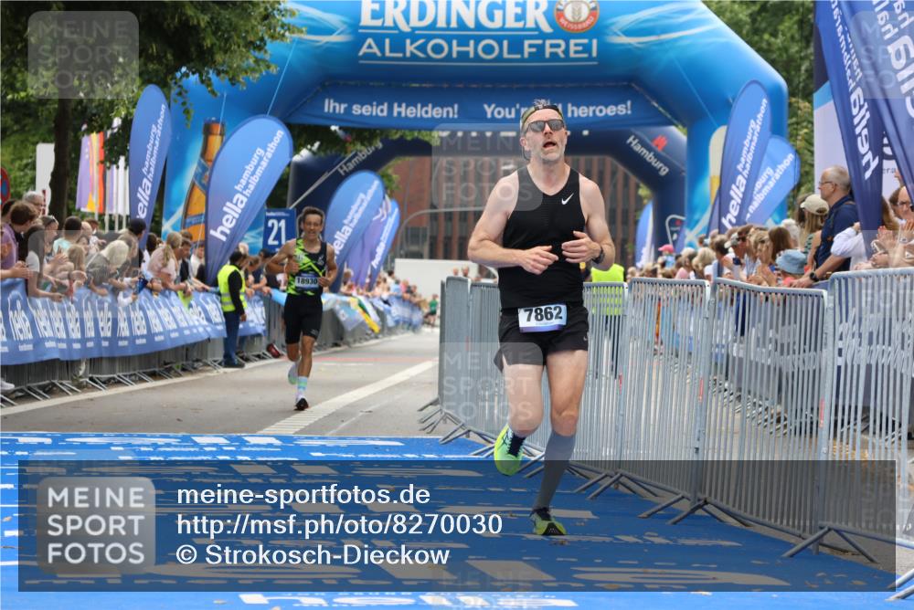 29.06.2025 - hella hamburg halbmarathon Strokosch-Dieckow http://msf.ph/oto/8270030 29.06.2025 10:23:02 Ziel 4128, 7862, 18328, 18930 meine-sportfotos.de