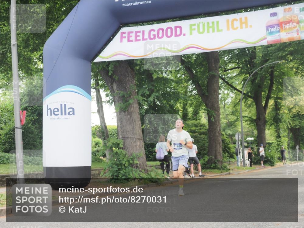 29.06.2025 - hella hamburg halbmarathon KatJ http://msf.ph/oto/8270031 29.06.2025 10:07:55 Zwischen KM18-KM19  meine-sportfotos.de