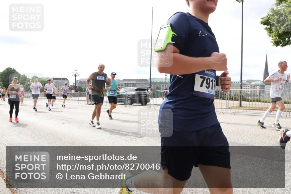 29.06.2025 - hella hamburg halbmarathon Lena Gebhardt http://msf.ph/oto/8270046 29.06.2025 10:19:55 Lombardsbrücke 18322, 6874, 7911, 188, 1110, 1115, 1145, 1154, 1534, 1708, 2017, 2064, 2357, 2405, 2441, 2918, 2993, 2995, 3278, 3446, 3678, 4108, 4110, 4170, 4539, 4562, 4570, 4585, 4737, 4739, 4979, 5035, 5123, 5251, 5397, 5449, 5556, 5659, 5849, 5878, 6444, 6796, 6797, 6872, 6874, 6939, 7137, 7248, 7249, 7519, 7744, 7808, 7836, 7917, 8146, 8387, 8427, 8537, 8738, 9196, 9856, 10349, 10540, 10550, 10594, 10622, 10701, 11028, 11036 meine-sportfotos.de
