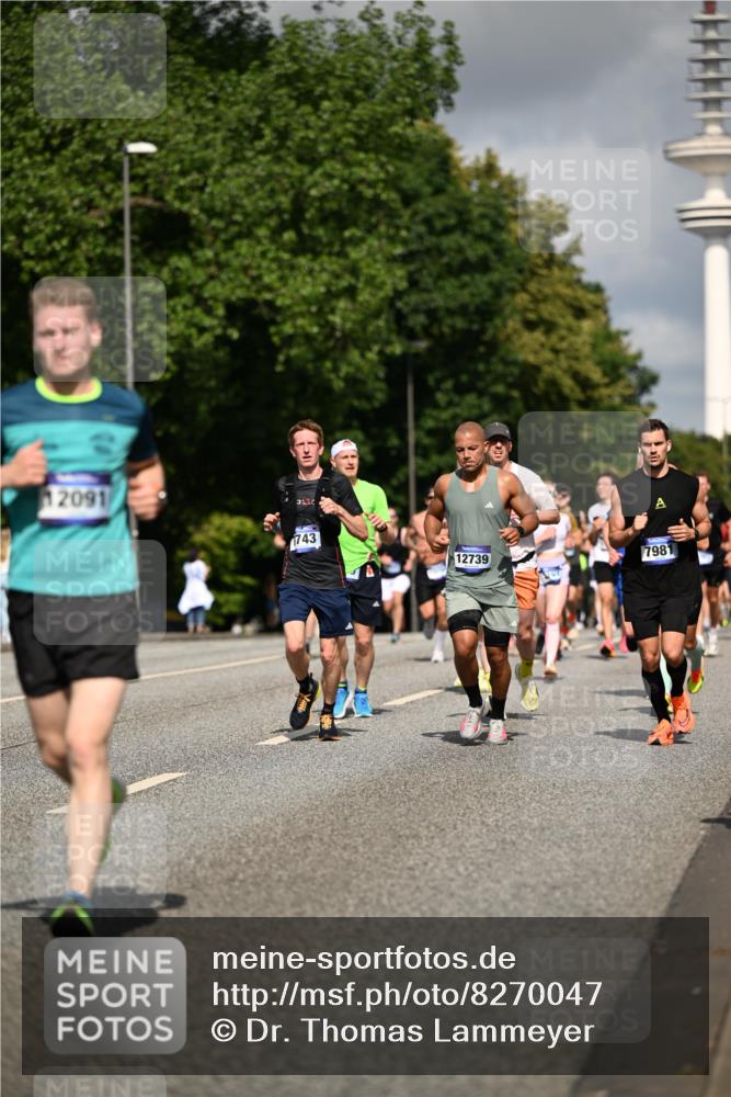 29.06.2025 - hella hamburg halbmarathon Dr. Thomas Lammeyer http://msf.ph/oto/8270047 29.06.2025 09:52:36 Kennedybrücke 1042, 1571, 1600, 2044, 2707, 2797, 2849, 3014, 5050, 5124, 6037, 6047, 6771, 7109, 7310, 7482, 7981, 9640, 9643, 9686, 10369, 10451, 10877, 11106, 11177, 11423 meine-sportfotos.de