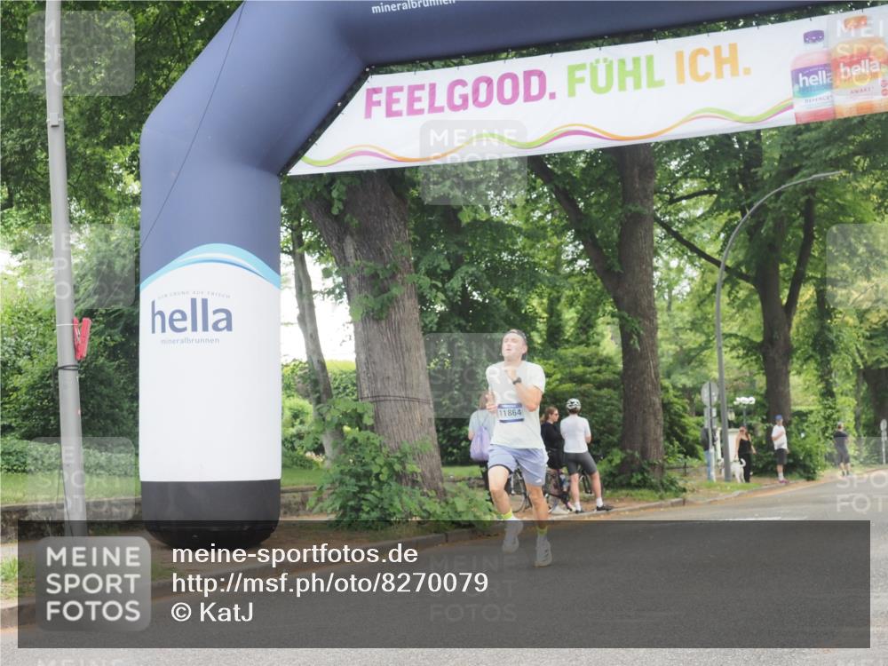 29.06.2025 - hella hamburg halbmarathon KatJ http://msf.ph/oto/8270079 29.06.2025 10:07:55 Zwischen KM18-KM19  meine-sportfotos.de