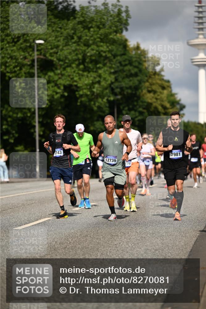 29.06.2025 - hella hamburg halbmarathon Dr. Thomas Lammeyer http://msf.ph/oto/8270081 29.06.2025 09:52:37 Kennedybrücke 1042, 1571, 1600, 2044, 2707, 2797, 2849, 3014, 5050, 5124, 6037, 6047, 6771, 7109, 7310, 7482, 7981, 9640, 9643, 9686, 10369, 10451, 10877, 11106, 11177, 11423 meine-sportfotos.de