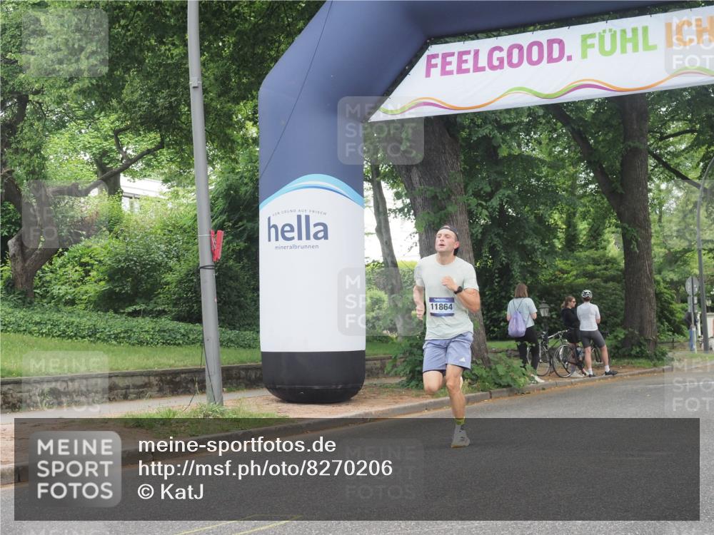 29.06.2025 - hella hamburg halbmarathon KatJ http://msf.ph/oto/8270206 29.06.2025 10:07:56 Zwischen KM18-KM19  meine-sportfotos.de