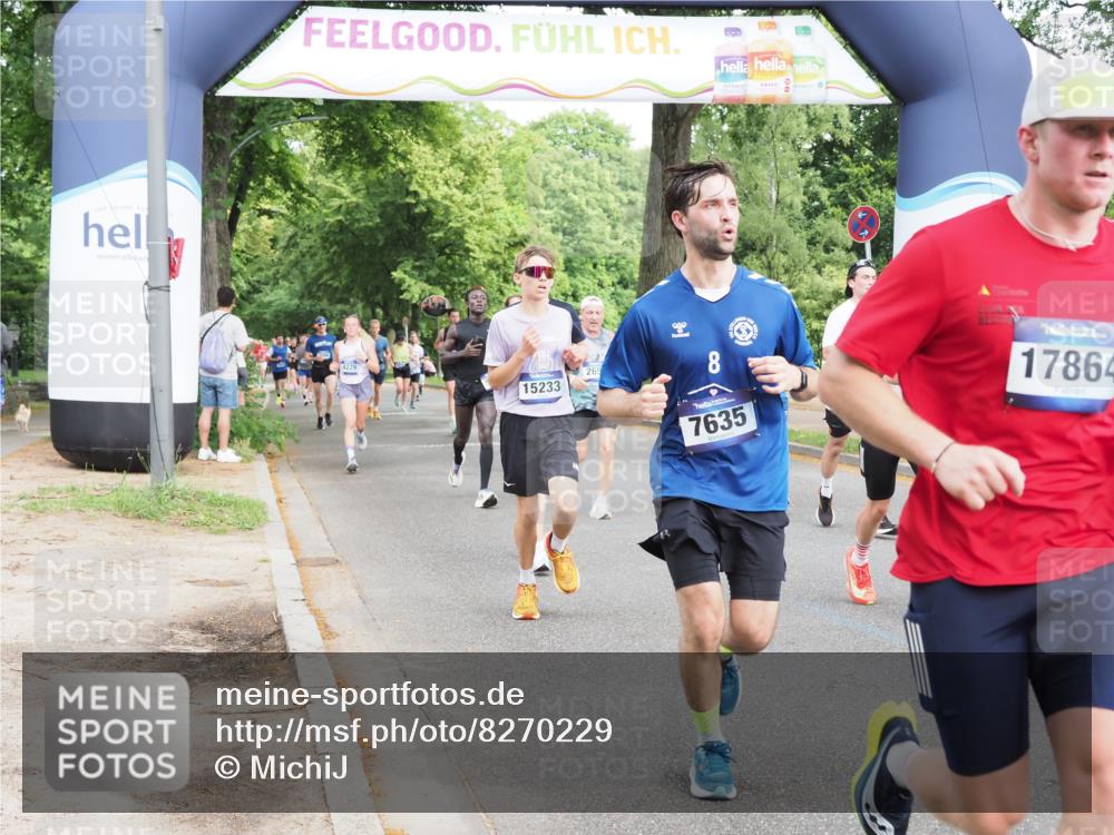 29.06.2025 - hella hamburg halbmarathon MichiJ http://msf.ph/oto/8270229 29.06.2025 10:31:12 Zwischen KM18-KM19 1353, 2233, 3116, 3697, 4229, 7448, 7635, 7734, 9371, 10216, 11907, 12327, 14201, 14210, 15233, 15301, 15921, 16626, 17363, 17733, 17864, 17911, 18274, 18449, 18632, 18920, 18987, 19090 meine-sportfotos.de