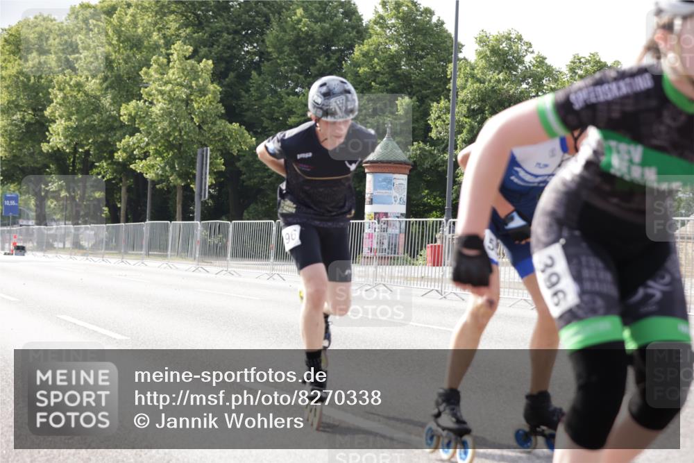 29.06.2025 - hella hamburg halbmarathon Jannik Wohlers http://msf.ph/oto/8270338 29.06.2025 08:51:25 Lombardsbrücke  meine-sportfotos.de