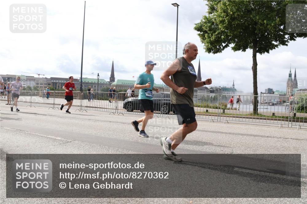 29.06.2025 - hella hamburg halbmarathon Lena Gebhardt http://msf.ph/oto/8270362 29.06.2025 10:19:57 Lombardsbrücke 16016, 1110, 1115, 1145, 1154, 1534, 2064, 2357, 2405, 2441, 2918, 2993, 2995, 3278, 3446, 3678, 4108, 4110, 4170, 4539, 4562, 4570, 4585, 4737, 4739, 4979, 5035, 5123, 5251, 5397, 5556, 5659, 5811, 5812, 5849, 5878, 6444, 6796, 6797, 6872, 6874, 6939, 7137, 7248, 7249, 7519, 7744, 7808, 7836, 7917, 8146, 8387, 8427, 8537, 8738, 9196, 9735, 10349, 10540, 10550, 10594, 10622, 10701, 11028, 11036 meine-sportfotos.de