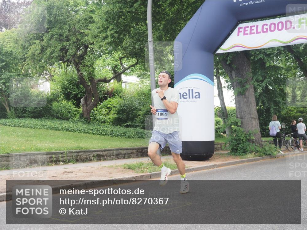29.06.2025 - hella hamburg halbmarathon KatJ http://msf.ph/oto/8270367 29.06.2025 10:07:57 Zwischen KM18-KM19  meine-sportfotos.de
