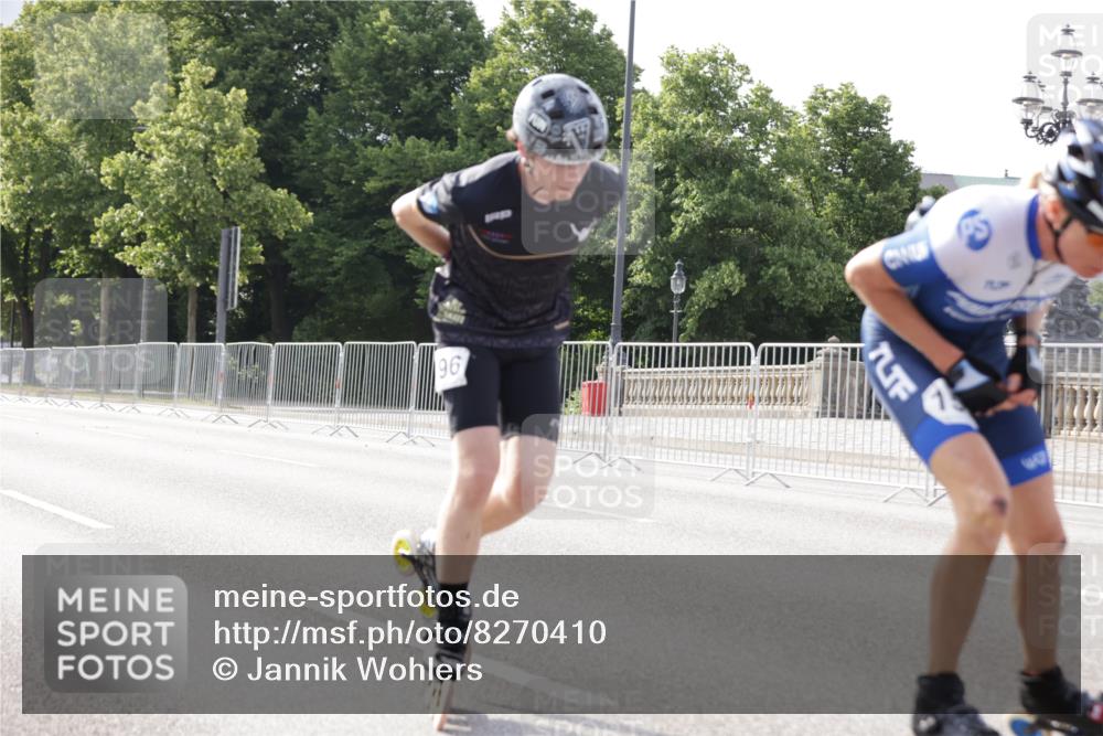 29.06.2025 - hella hamburg halbmarathon Jannik Wohlers http://msf.ph/oto/8270410 29.06.2025 08:51:25 Lombardsbrücke  meine-sportfotos.de