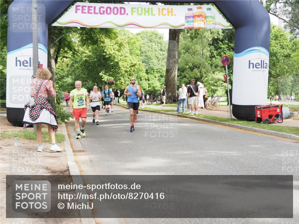 29.06.2025 - hella hamburg halbmarathon MichiJ http://msf.ph/oto/8270416 29.06.2025 10:55:45 Zwischen KM18-KM19 1610, 2281, 3154, 4453, 6026, 6217, 8263, 8563, 15369, 18176 meine-sportfotos.de