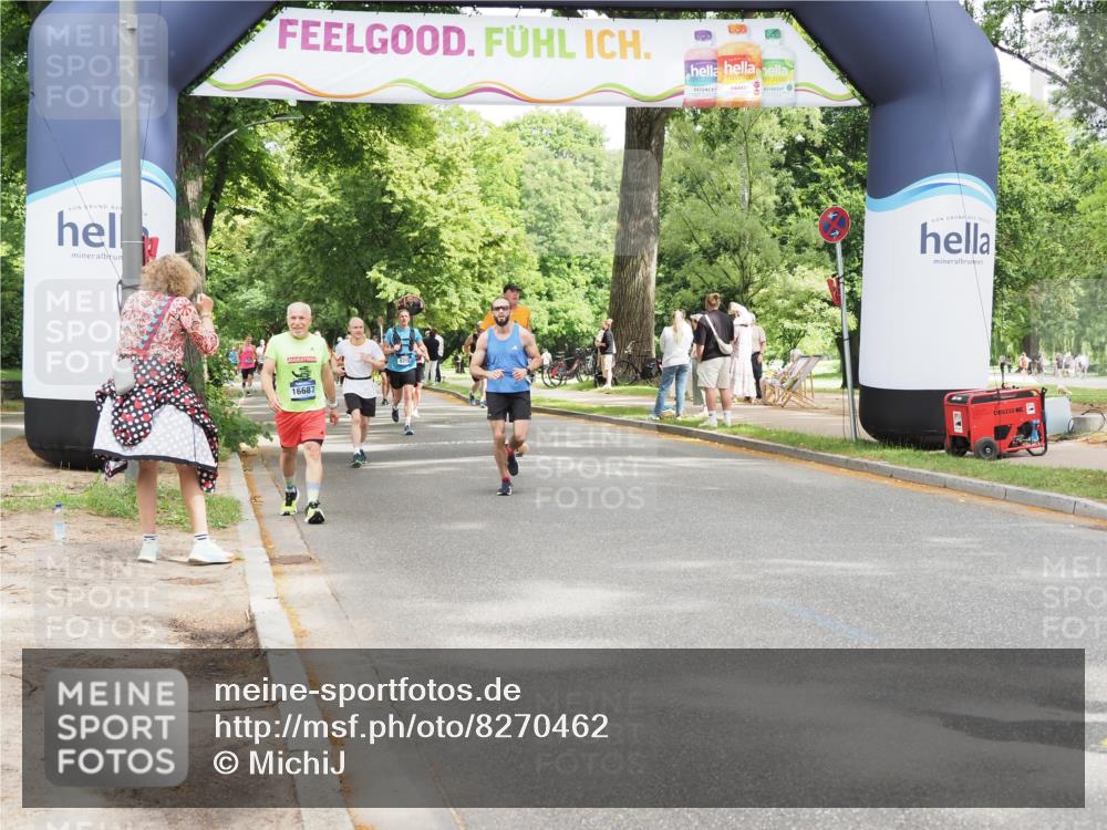 29.06.2025 - hella hamburg halbmarathon MichiJ http://msf.ph/oto/8270462 29.06.2025 10:55:45 Zwischen KM18-KM19 1610, 2281, 3154, 4453, 6026, 6217, 8263, 8563, 15369, 18176 meine-sportfotos.de