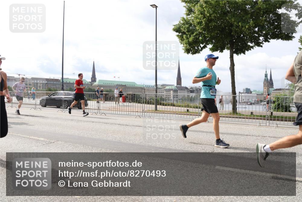 29.06.2025 - hella hamburg halbmarathon Lena Gebhardt http://msf.ph/oto/8270493 29.06.2025 10:19:57 Lombardsbrücke 16016, 1110, 1115, 1145, 1154, 1534, 2064, 2357, 2405, 2441, 2918, 2993, 2995, 3278, 3446, 3678, 4108, 4110, 4170, 4539, 4562, 4570, 4585, 4737, 4739, 4979, 5035, 5123, 5251, 5397, 5556, 5659, 5811, 5812, 5849, 5878, 6444, 6796, 6797, 6872, 6874, 6939, 7137, 7248, 7249, 7519, 7744, 7808, 7836, 7917, 8146, 8387, 8427, 8537, 8738, 9196, 9735, 10349, 10540, 10550, 10594, 10622, 10701, 11028, 11036 meine-sportfotos.de