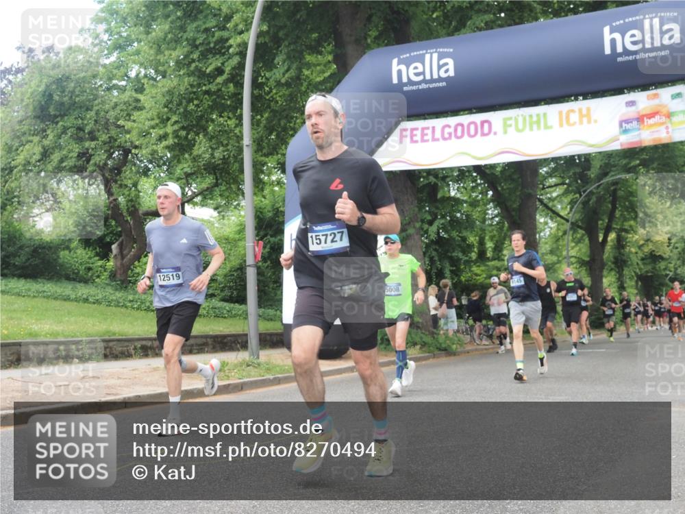 29.06.2025 - hella hamburg halbmarathon KatJ http://msf.ph/oto/8270494 29.06.2025 10:39:42 Zwischen KM18-KM19 1683, 4121, 5008 meine-sportfotos.de