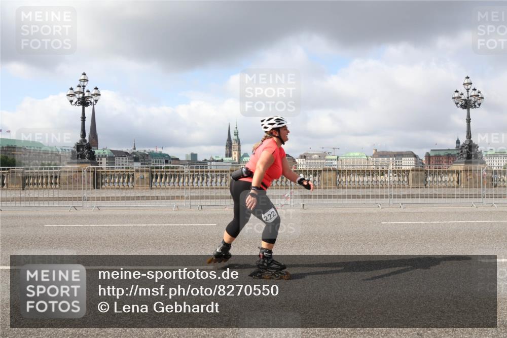 29.06.2025 - hella hamburg halbmarathon Lena Gebhardt http://msf.ph/oto/8270550 29.06.2025 09:04:49 Lombardsbrücke  meine-sportfotos.de