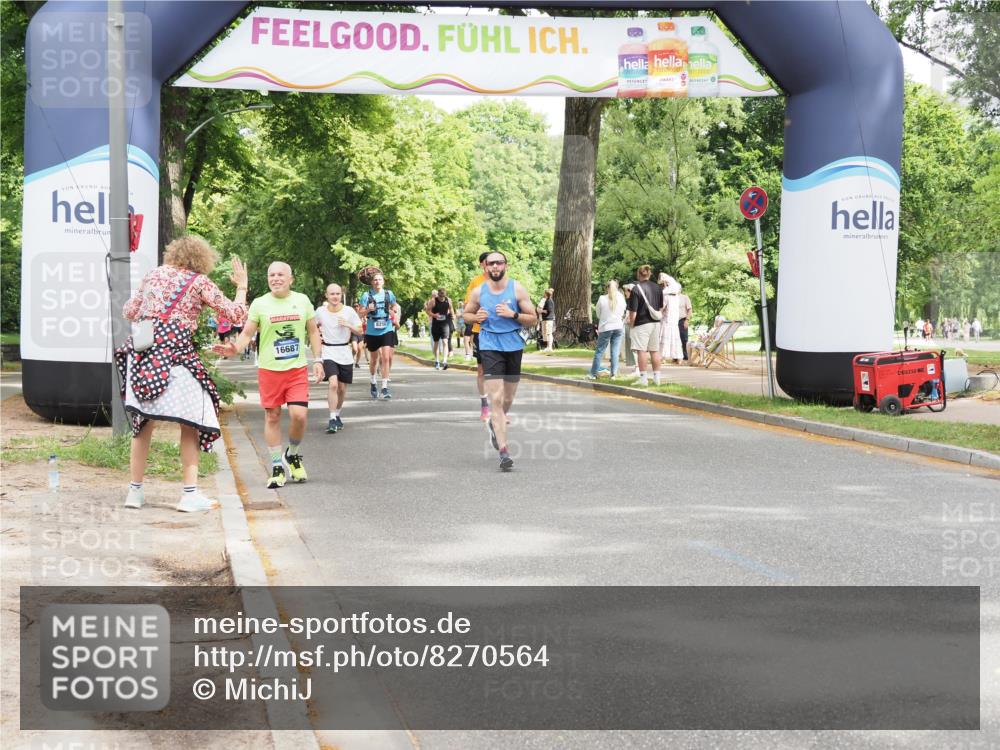 29.06.2025 - hella hamburg halbmarathon MichiJ http://msf.ph/oto/8270564 29.06.2025 10:55:45 Zwischen KM18-KM19 1610, 2281, 3154, 4453, 6026, 6217, 8263, 8563, 15369, 18176 meine-sportfotos.de