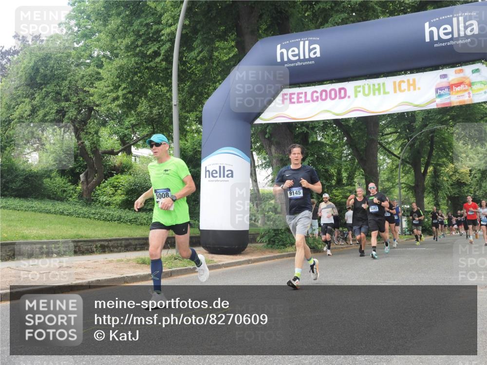 29.06.2025 - hella hamburg halbmarathon KatJ http://msf.ph/oto/8270609 29.06.2025 10:39:43 Zwischen KM18-KM19 1683, 5008, 7383 meine-sportfotos.de