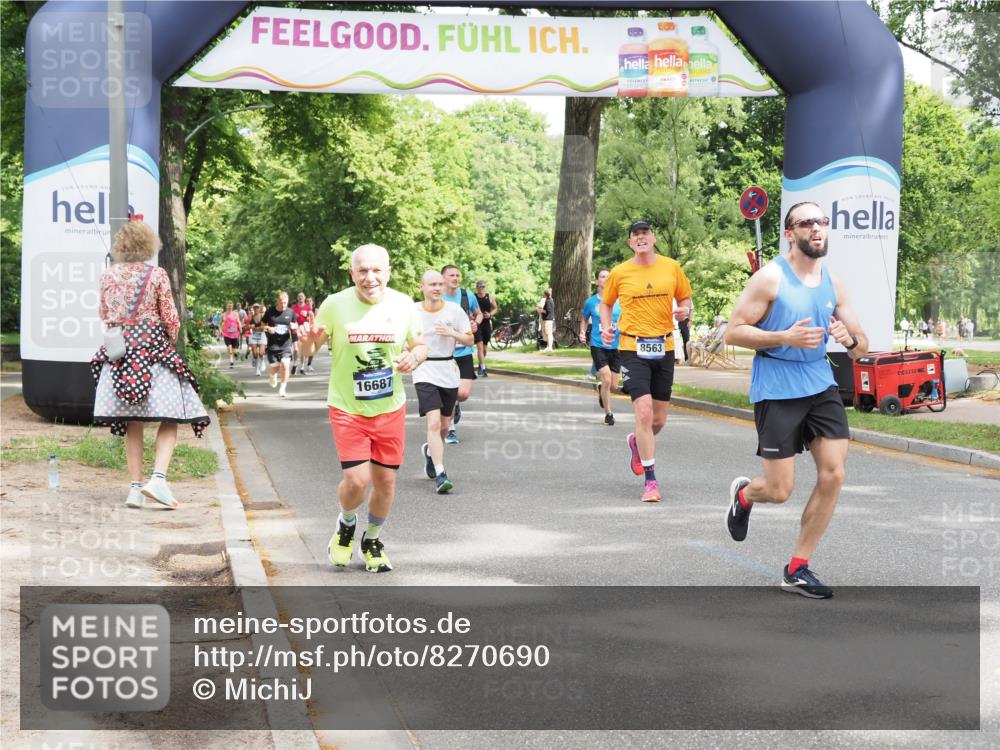 29.06.2025 - hella hamburg halbmarathon MichiJ http://msf.ph/oto/8270690 29.06.2025 10:55:47 Zwischen KM18-KM19 1610, 2281, 4453, 6026, 8256, 8563, 15369, 16687, 18189 meine-sportfotos.de