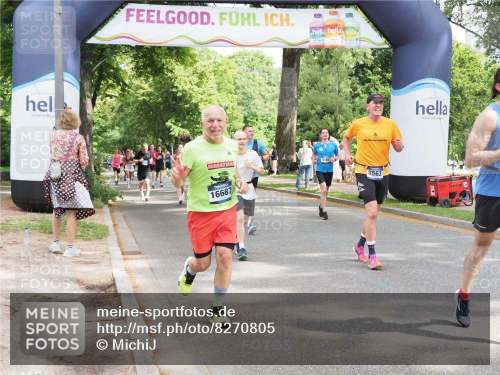 29.06.2025 - hella hamburg halbmarathon MichiJ http://msf.ph/oto/8270805 29.06.2025 10:55:48 Zwischen KM18-KM19 1610, 4453, 5166, 6026, 8256, 8563, 15369, 16687, 18189 meine-sportfotos.de