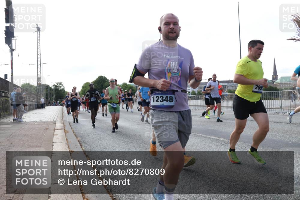 29.06.2025 - hella hamburg halbmarathon Lena Gebhardt http://msf.ph/oto/8270809 29.06.2025 09:57:27 Lombardsbrücke 13761, 14881, 17, 2855, 12348, 1030, 1086, 1193, 1327, 1381, 1422, 1442, 1537, 1657, 1783, 2025, 2119, 2252, 2444, 2488, 2595, 2814, 2839, 2855, 2869, 3048, 3093, 3096, 3103, 3575, 3698, 3791, 3999, 4261, 4299, 4379, 4558, 4726, 4770, 4986, 5008, 5013, 5018, 5021, 5024, 5032, 5319, 5633, 5744, 5820, 5907, 6125, 6374, 6720, 6762, 6795, 6942, 7177, 7221, 7259, 7397, 7594, 7742, 7918, 7930, 7932, 7973, 8112, 8313, 8651, 8813, 8930, 9060, 9316, 10191 meine-sportfotos.de