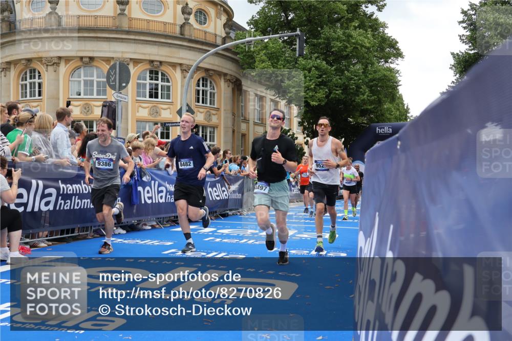 29.06.2025 - hella hamburg halbmarathon Strokosch-Dieckow http://msf.ph/oto/8270826 29.06.2025 10:46:33 Ziel 1920, 1942, 4237, 4497, 5459, 6978, 8482, 8981, 9051, 9232, 9386, 9529, 9786, 12891, 13525, 13554, 15026, 15133, 15206, 15714, 17281, 17461, 18297, 18882 meine-sportfotos.de