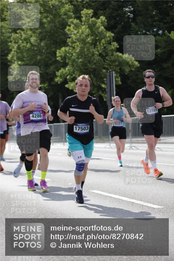 29.06.2025 - hella hamburg halbmarathon Jannik Wohlers http://msf.ph/oto/8270842 29.06.2025 10:01:29 Lombardsbrücke 1184, 1364, 1464, 1729, 1881, 1940, 2806, 2957, 3039, 4286, 4328, 5602, 5603, 5742, 6327, 6438, 6595, 7189, 9230, 9741, 10177, 10882, 11771, 11808, 12564, 12734, 12736, 12781, 14026, 14175, 14176, 14471, 14660, 14677, 16420, 16424, 16426, 16540, 16770, 17017, 17136, 17503, 17670, 17810, 17951, 17952, 18555, 18855, 19159 meine-sportfotos.de