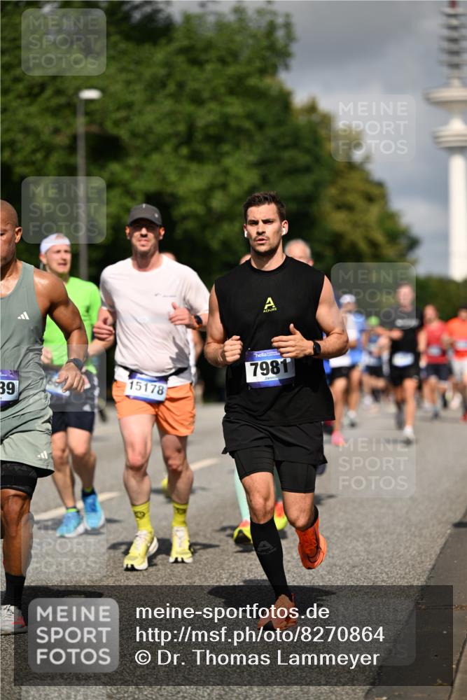 29.06.2025 - hella hamburg halbmarathon Dr. Thomas Lammeyer http://msf.ph/oto/8270864 29.06.2025 09:52:39 Kennedybrücke 1042, 1600, 2044, 2707, 2745, 2797, 2849, 3014, 5050, 5124, 6037, 6047, 6771, 7109, 7310, 7482, 7981, 9640, 9686, 10369, 10451, 10877, 11106, 11177, 11423 meine-sportfotos.de