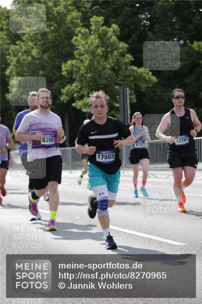 29.06.2025 - hella hamburg halbmarathon Jannik Wohlers http://msf.ph/oto/8270965 29.06.2025 10:01:29 Lombardsbrücke 1184, 1364, 1464, 1729, 1881, 1940, 2806, 2957, 3039, 4286, 4328, 5602, 5603, 5742, 6327, 6438, 6595, 7189, 9230, 9741, 10177, 10882, 11771, 11808, 12564, 12734, 12736, 12781, 14026, 14175, 14176, 14471, 14660, 14677, 16420, 16424, 16426, 16540, 16770, 17017, 17136, 17503, 17670, 17810, 17951, 17952, 18555, 18855, 19159 meine-sportfotos.de