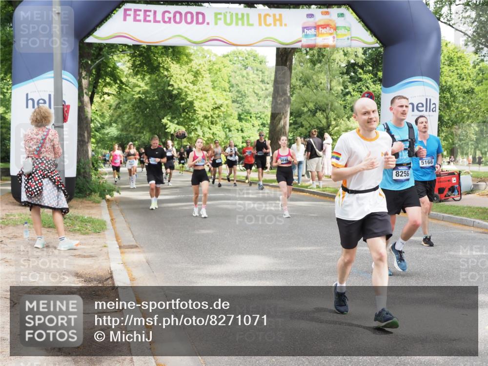 29.06.2025 - hella hamburg halbmarathon MichiJ http://msf.ph/oto/8271071 29.06.2025 10:55:50 Zwischen KM18-KM19 5166, 8256, 8563, 15369, 16687, 18189, 18910 meine-sportfotos.de