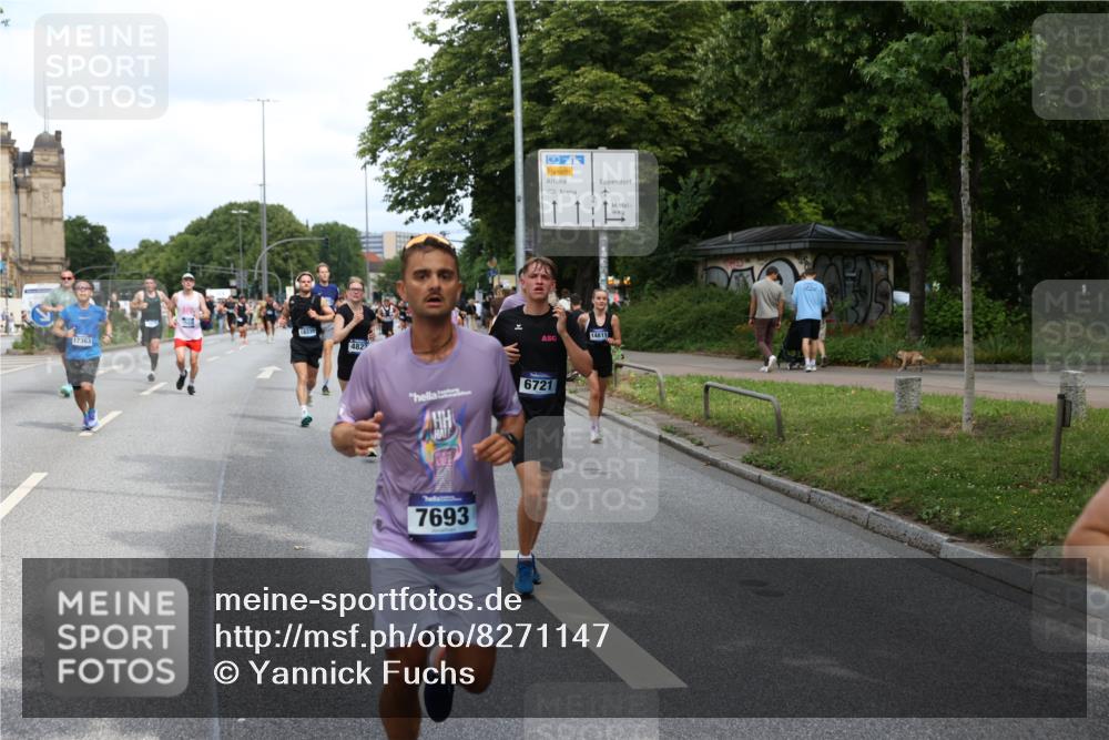 29.06.2025 - hella hamburg halbmarathon Yannick Fuchs http://msf.ph/oto/8271147 29.06.2025 10:36:59 20KM 1209, 1312, 1700, 1903, 2233, 3523, 4235, 4823, 5436, 6721, 6770, 7035, 7363, 7448, 7693, 7734, 7765, 7865, 9833, 10216, 10469, 11907, 12098, 13446, 13483, 13709, 13725, 14811, 15095, 15175, 15270, 15297, 15301, 16295, 16333, 16507, 16626, 16660, 16677, 17000, 17016, 17177, 17363, 17637, 17864, 18330, 18559, 18632, 18680, 18920 meine-sportfotos.de