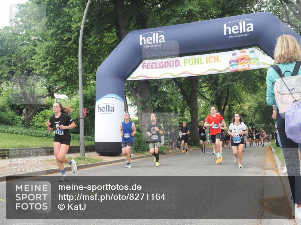 29.06.2025 - hella hamburg halbmarathon KatJ http://msf.ph/oto/8271164 29.06.2025 10:39:47 Zwischen KM18-KM19 1657, 2814, 5008, 5020, 5093, 6198, 7383 meine-sportfotos.de