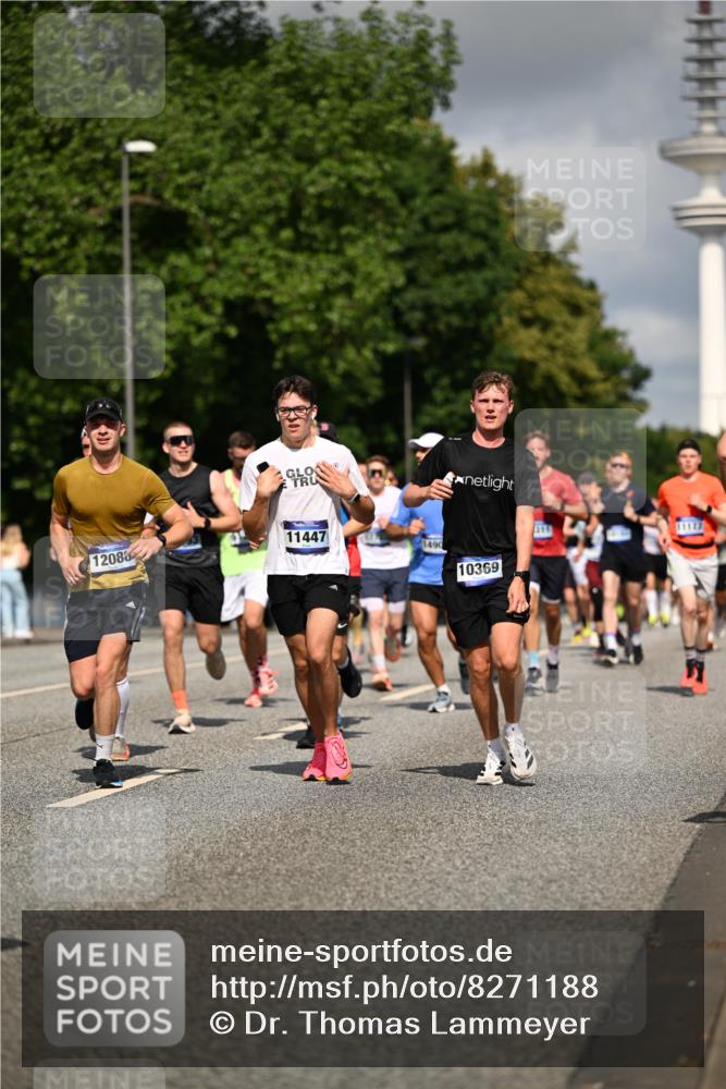 29.06.2025 - hella hamburg halbmarathon Dr. Thomas Lammeyer http://msf.ph/oto/8271188 29.06.2025 09:52:43 Kennedybrücke 1600, 1603, 2044, 2707, 2745, 2797, 2849, 2980, 3014, 4766, 5050, 5124, 6037, 6047, 6771, 7035, 7109, 7981, 8358, 9640, 9686, 10369, 11177, 11423 meine-sportfotos.de