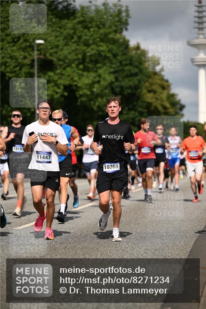 29.06.2025 - hella hamburg halbmarathon Dr. Thomas Lammeyer http://msf.ph/oto/8271234 29.06.2025 09:52:44 Kennedybrücke 1600, 1603, 2044, 2707, 2745, 2797, 2849, 2980, 3014, 4766, 5050, 5124, 6037, 6047, 6771, 7035, 7109, 7981, 8358, 9640, 9686, 10369, 11177, 11423 meine-sportfotos.de