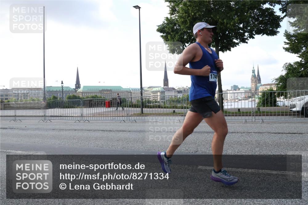 29.06.2025 - hella hamburg halbmarathon Lena Gebhardt http://msf.ph/oto/8271334 29.06.2025 09:44:58 Lombardsbrücke 174, 1065, 1827, 2021, 2746, 3075, 3201, 3845, 3968, 4678, 5269, 5367, 6619, 6781, 7349, 8473, 8731, 10156, 10486, 10848, 11169, 12287, 12337, 12369, 12595, 12900, 13779, 13838, 13956, 14140, 14164, 14289, 15268, 15576, 15583, 15880, 15883, 16377, 16508, 16713, 16736, 16818, 17354, 17428, 18567, 18699, 19114 meine-sportfotos.de