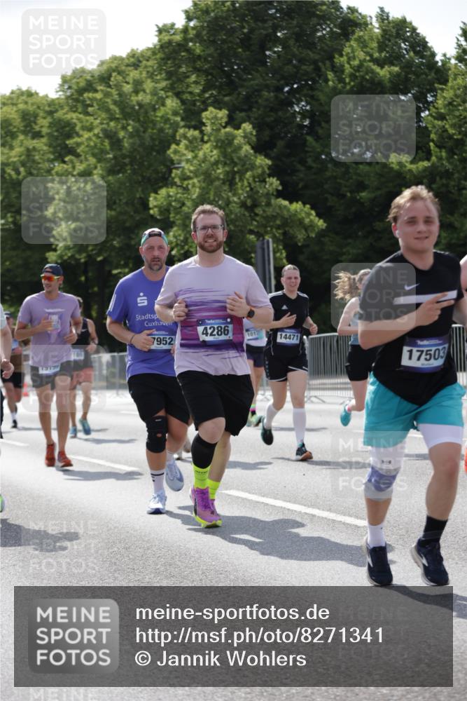 29.06.2025 - hella hamburg halbmarathon Jannik Wohlers http://msf.ph/oto/8271341 29.06.2025 10:01:30 Lombardsbrücke 1184, 1364, 1464, 1729, 1881, 1940, 2806, 4286, 4328, 5602, 5603, 5742, 6327, 6438, 6595, 7189, 9230, 9741, 10177, 10882, 11771, 11808, 12564, 12734, 12736, 12781, 14026, 14175, 14176, 14471, 14660, 14677, 16420, 16424, 16426, 16540, 16770, 17017, 17136, 17503, 17670, 17810, 17951, 17952, 18855, 19159 meine-sportfotos.de