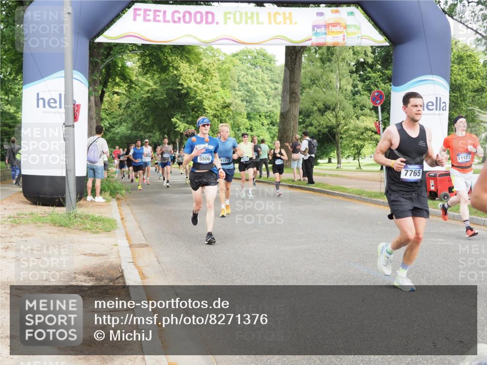29.06.2025 - hella hamburg halbmarathon MichiJ http://msf.ph/oto/8271376 29.06.2025 10:31:17 Zwischen KM18-KM19 1353, 2653, 4229, 4235, 5506, 7448, 7635, 7734, 7765, 9364, 10216, 11177, 11907, 12327, 15233, 16333, 17733, 17864, 17911, 18274, 18449, 18659 meine-sportfotos.de