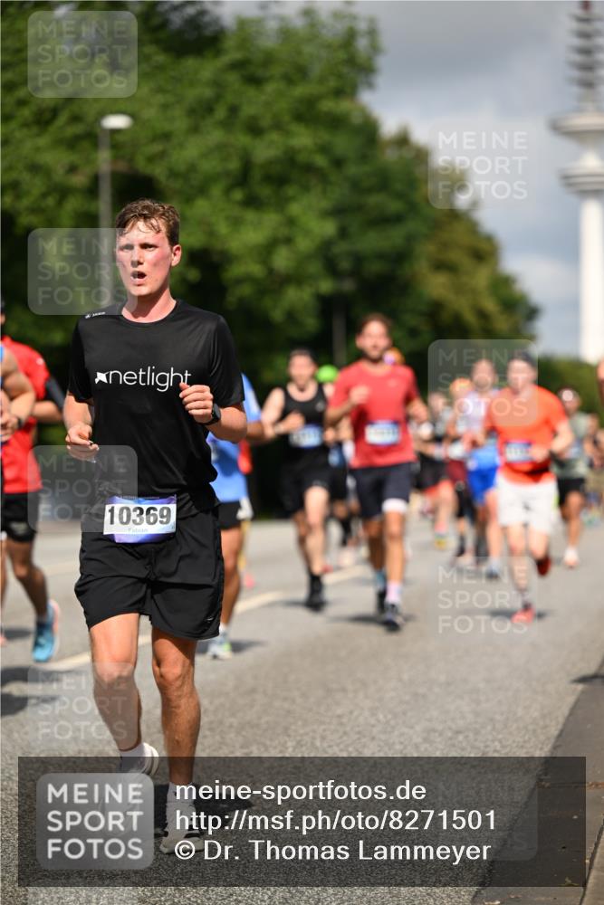 29.06.2025 - hella hamburg halbmarathon Dr. Thomas Lammeyer http://msf.ph/oto/8271501 29.06.2025 09:52:45 Kennedybrücke 1600, 1603, 2044, 2707, 2745, 2797, 2849, 2980, 3014, 3116, 4766, 5050, 5124, 5648, 6037, 6047, 6771, 7035, 7109, 7981, 8358, 9640, 9686, 10369, 11177, 11423 meine-sportfotos.de