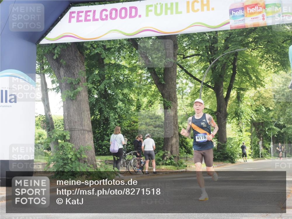 29.06.2025 - hella hamburg halbmarathon KatJ http://msf.ph/oto/8271518 29.06.2025 10:08:22 Zwischen KM18-KM19 4116 meine-sportfotos.de