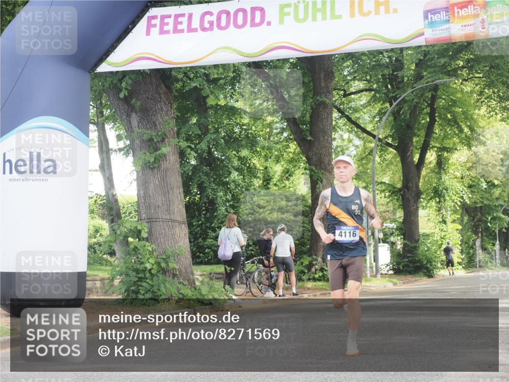 29.06.2025 - hella hamburg halbmarathon KatJ http://msf.ph/oto/8271569 29.06.2025 10:08:22 Zwischen KM18-KM19 4116 meine-sportfotos.de
