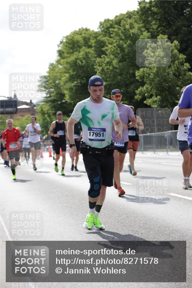29.06.2025 - hella hamburg halbmarathon Jannik Wohlers http://msf.ph/oto/8271578 29.06.2025 10:01:31 Lombardsbrücke 1184, 1364, 1464, 1881, 1940, 2806, 4286, 4328, 5602, 5603, 5742, 6327, 6438, 6595, 7189, 9230, 9741, 10177, 10882, 11771, 11808, 12564, 12736, 12781, 14026, 14176, 14471, 14660, 14677, 16420, 16424, 16540, 16770, 17017, 17136, 17503, 17670, 17951, 17952, 18855, 19159 meine-sportfotos.de