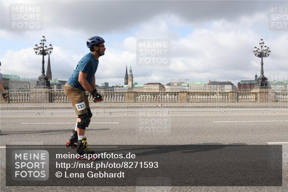 29.06.2025 - hella hamburg halbmarathon Lena Gebhardt http://msf.ph/oto/8271593 29.06.2025 09:04:52 Lombardsbrücke  meine-sportfotos.de
