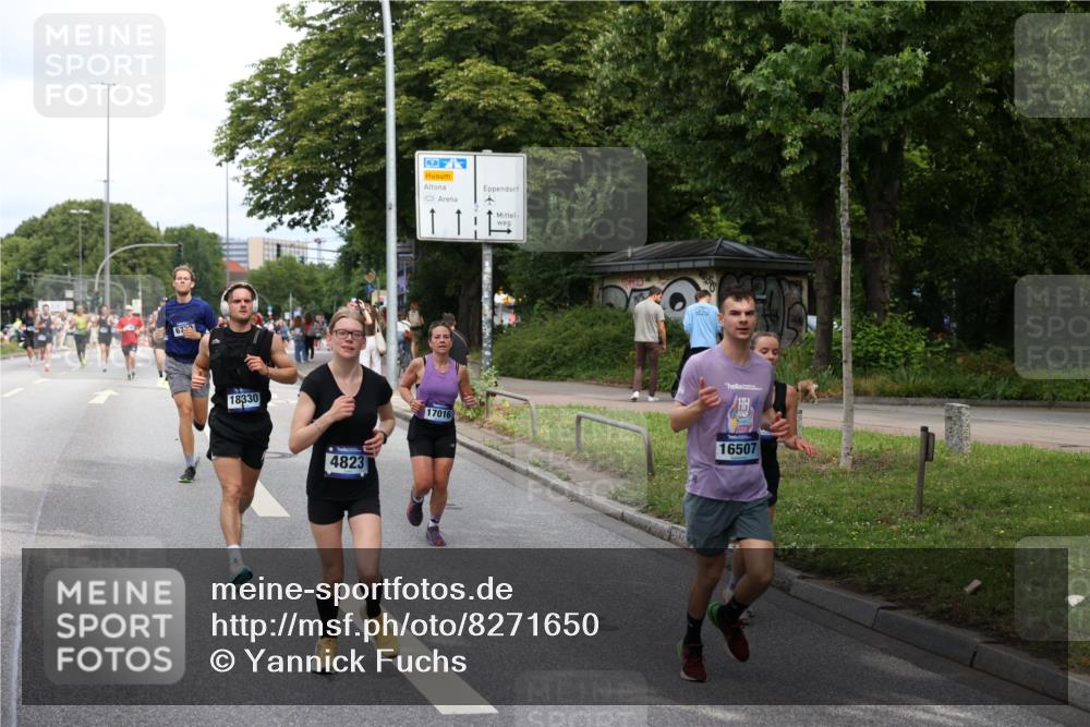 29.06.2025 - hella hamburg halbmarathon Yannick Fuchs http://msf.ph/oto/8271650 29.06.2025 10:37:01 20KM 1209, 1312, 1700, 2233, 3523, 4235, 4823, 5436, 6721, 6770, 7035, 7448, 7693, 7734, 7765, 7865, 9833, 10216, 10469, 11907, 12098, 13446, 13709, 13725, 14811, 14813, 15095, 15175, 15270, 15297, 15301, 15535, 16295, 16333, 16507, 16626, 16660, 16677, 17000, 17016, 17177, 17363, 17864, 18330, 18559, 18632, 18680, 18920 meine-sportfotos.de