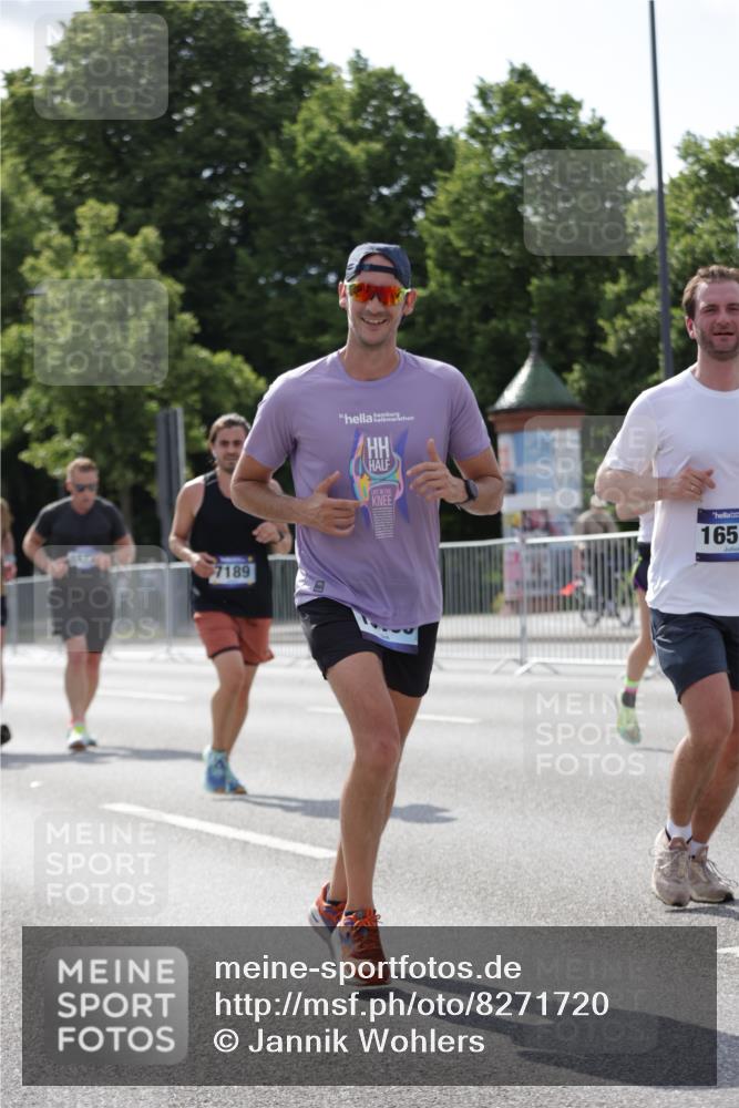 29.06.2025 - hella hamburg halbmarathon Jannik Wohlers http://msf.ph/oto/8271720 29.06.2025 10:01:33 Lombardsbrücke 1184, 1364, 1453, 1881, 4286, 4328, 5602, 5603, 5742, 6327, 6438, 6595, 7189, 7243, 9230, 9741, 9928, 10177, 10882, 11771, 11808, 12564, 12736, 12781, 12837, 14026, 14471, 14660, 14677, 16420, 16424, 16540, 16614, 16770, 17136, 17503, 17670, 17951, 17952, 18855, 19159 meine-sportfotos.de