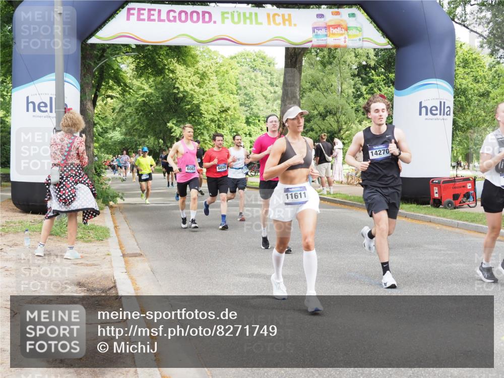 29.06.2025 - hella hamburg halbmarathon MichiJ http://msf.ph/oto/8271749 29.06.2025 10:55:56 Zwischen KM18-KM19 1406, 4663, 5166, 5176, 6028, 6083, 7802, 9845, 11582, 11611, 13285, 14270, 15858, 17439, 18910 meine-sportfotos.de