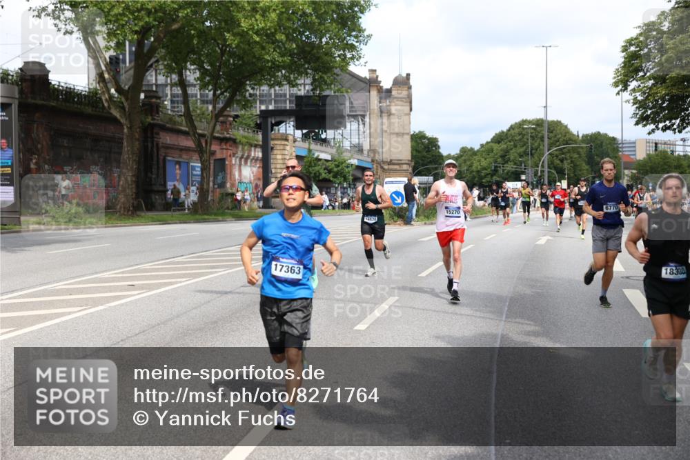 29.06.2025 - hella hamburg halbmarathon Yannick Fuchs http://msf.ph/oto/8271764 29.06.2025 10:37:02 20KM 1209, 1312, 1700, 2233, 4235, 4823, 5436, 6721, 6770, 7035, 7448, 7693, 7734, 7765, 7865, 9833, 10216, 10469, 11907, 12839, 13446, 13709, 13725, 14447, 14811, 14813, 15095, 15175, 15270, 15297, 15301, 15535, 16295, 16333, 16507, 16626, 16660, 16677, 17000, 17016, 17177, 17363, 17864, 17911, 18275, 18330, 18559, 18632, 18680, 18920 meine-sportfotos.de