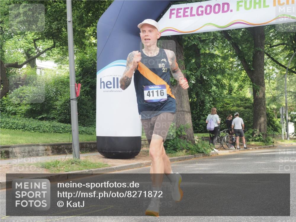 29.06.2025 - hella hamburg halbmarathon KatJ http://msf.ph/oto/8271872 29.06.2025 10:08:24 Zwischen KM18-KM19 4116 meine-sportfotos.de